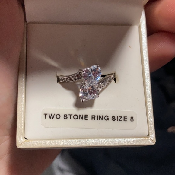 Ring - Picture 3 of 3